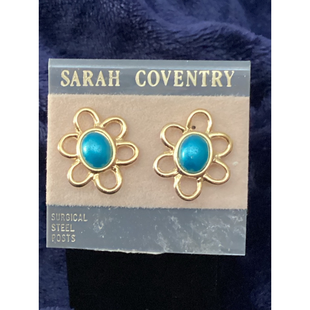 Sarah Coventry Gold Teal Flower Stud Earrings 1692